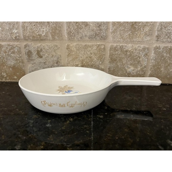 Vintage 1964 Merry Christmas Seasons Greetings Corning Ware Saucepan Skillet Lid